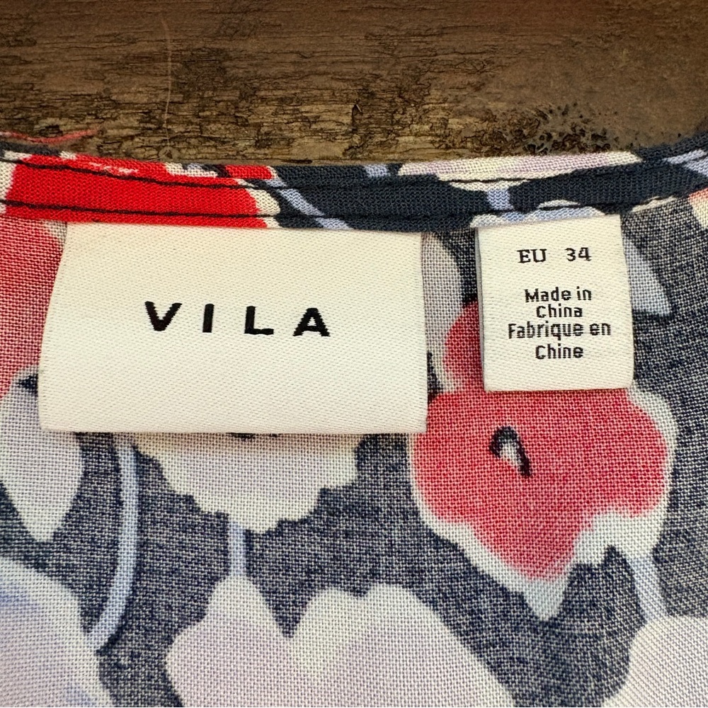 Vila‎ Long Sleeve Dressy Floral Blouse Womens EU Sz 34 100% Lenzing Cool Season - Picture 3 of 9